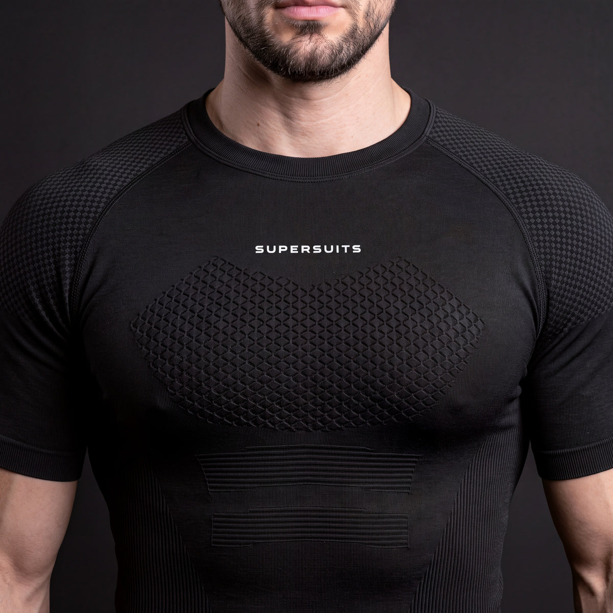 Knight compression shirt Black - chest detail